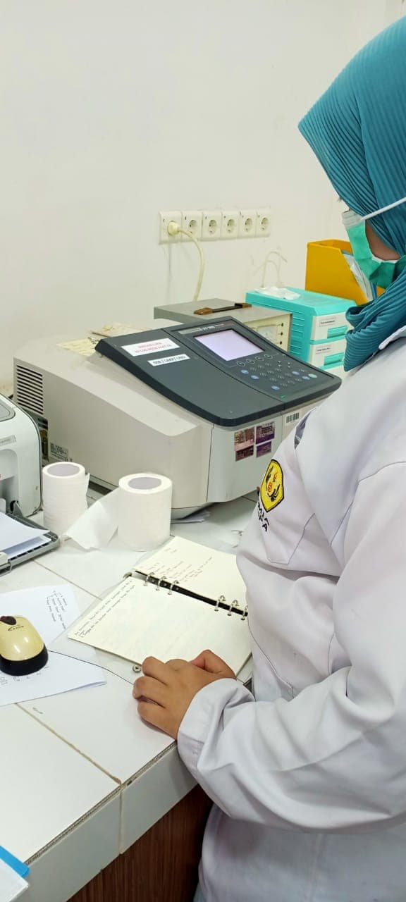 Kegiatan laboratorium FMIPA Unpad - 7