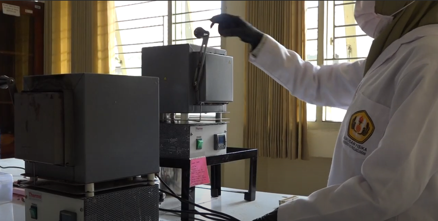 Laboratorium Riset Dan Kerjasama foto 2