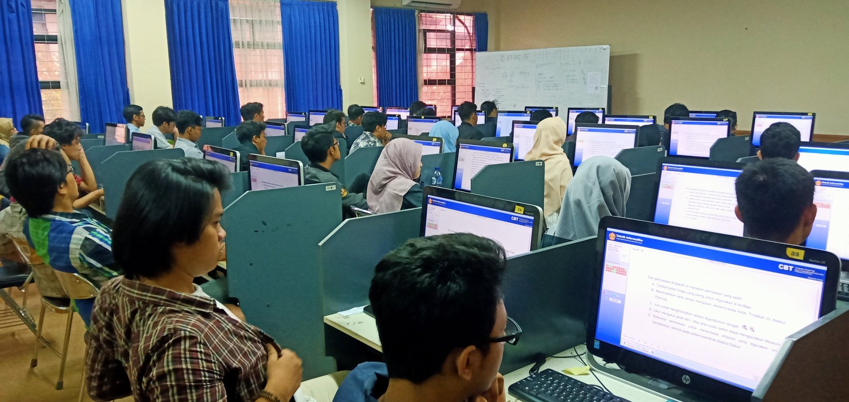 Laboratorium Komputer 2 foto 1