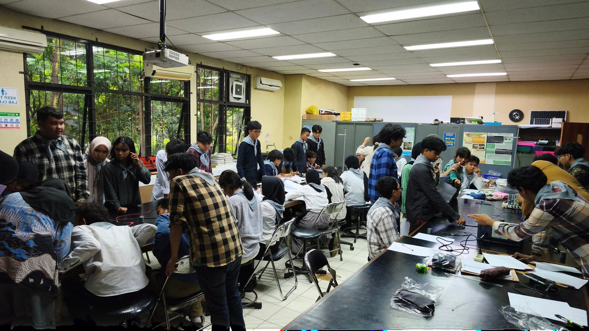 Laboratorium Komputasi Dan Instrumentasi Geofisika foto 3