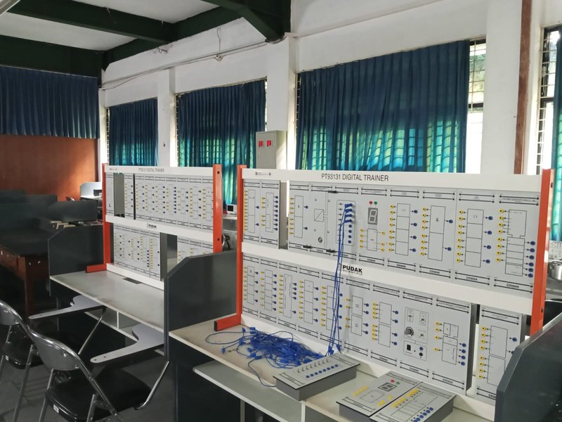 Laboratorium Elektroteknik Tenaga Listrik Dan Teknologi Komunikasi (2) foto 1