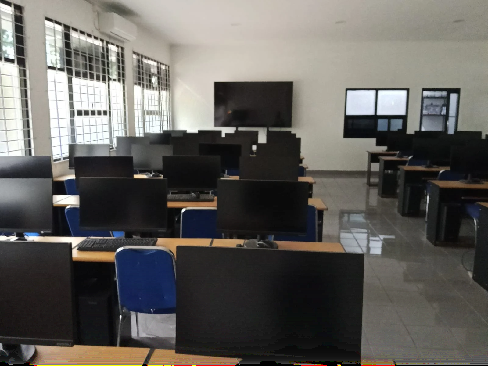 Laboratorium Elektroteknik Tenaga Listrik Dan Teknologi Komunikasi (3) foto 2